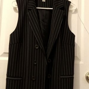 Sleeveless Navy Double-breasted Blazer
